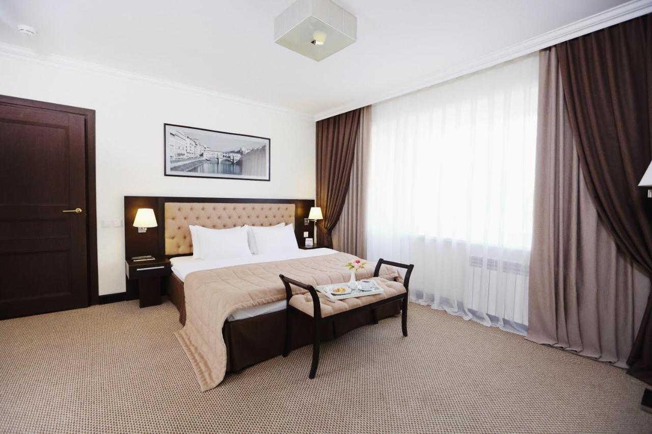 Hotel Home Parq Ekibastuz Zewnętrze zdjęcie